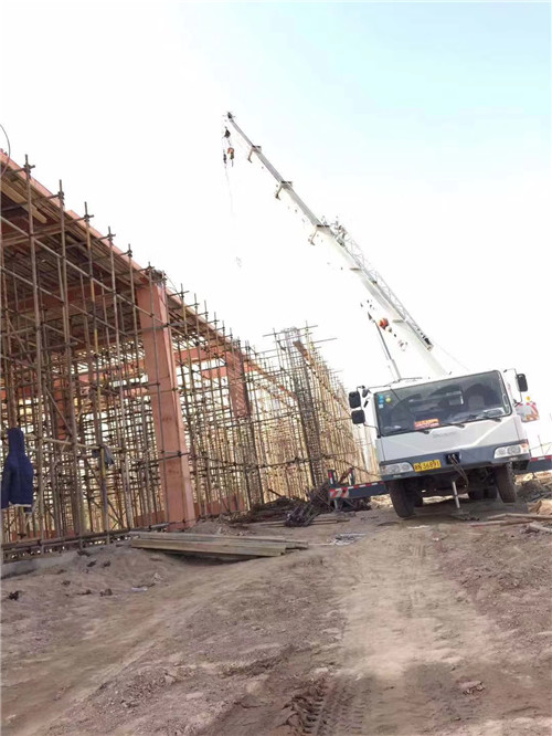 萝北县25 吨、50 吨吊车怎么选？多大重量 / 半径适合对应车型？